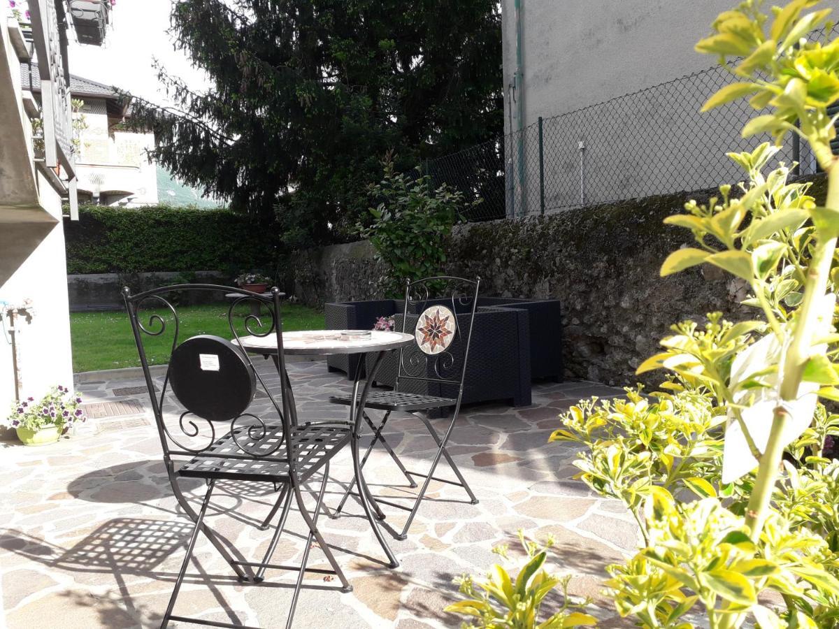 Casa Liberty Hotel Mandello del Lario Exterior photo